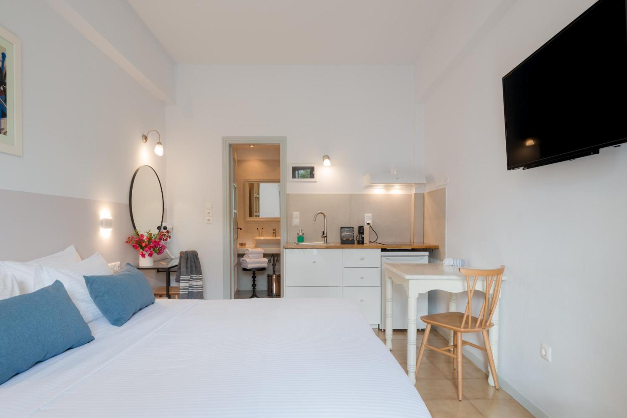 Nautilus Apartments Парос Екстериор снимка