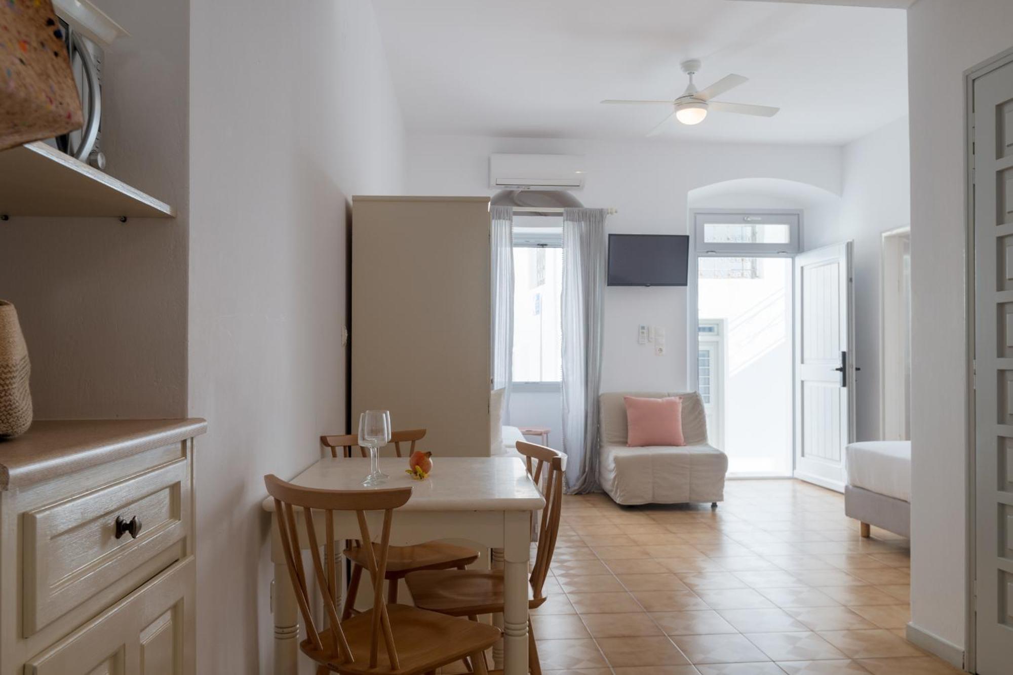 Nautilus Apartments Парос Екстериор снимка