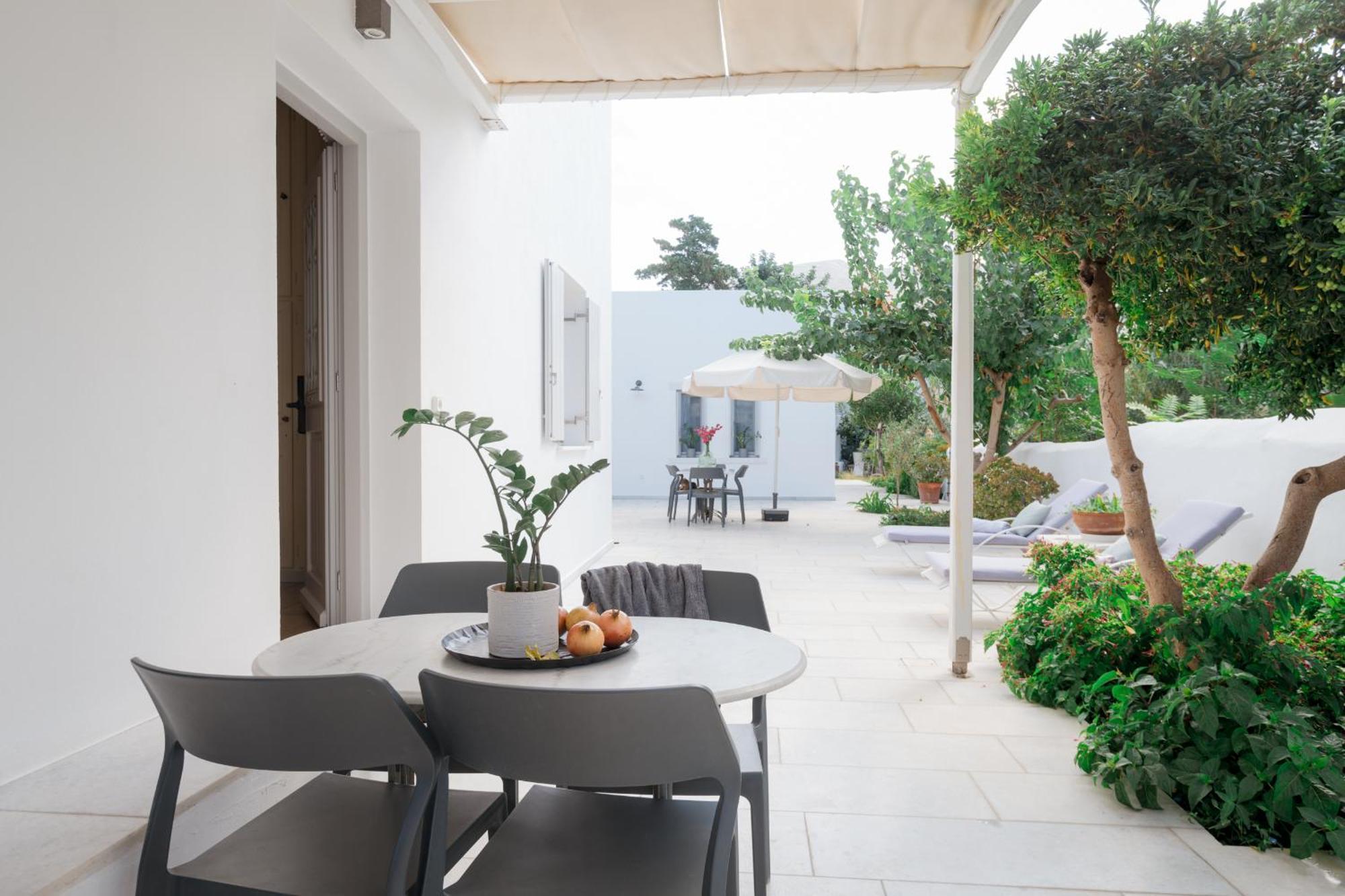 Nautilus Apartments Парос Екстериор снимка